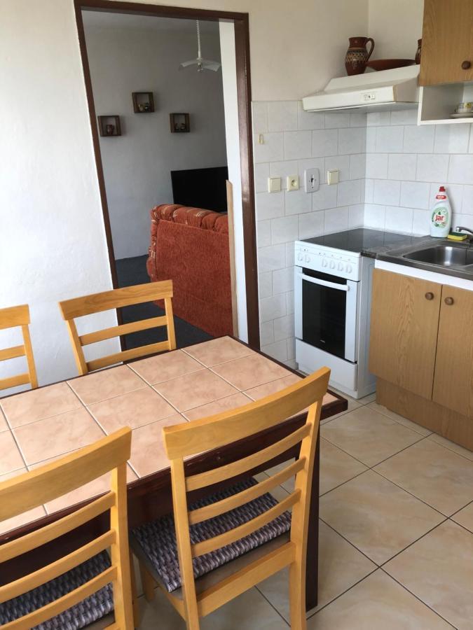Apartman Orlik Nad Vltavou Buitenkant foto