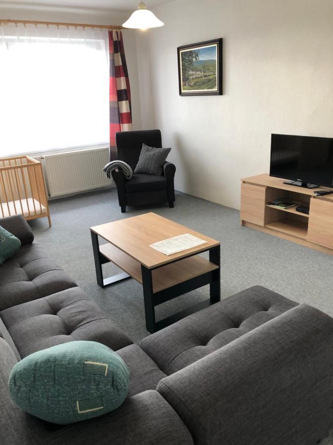 Apartman Orlik Nad Vltavou Buitenkant foto